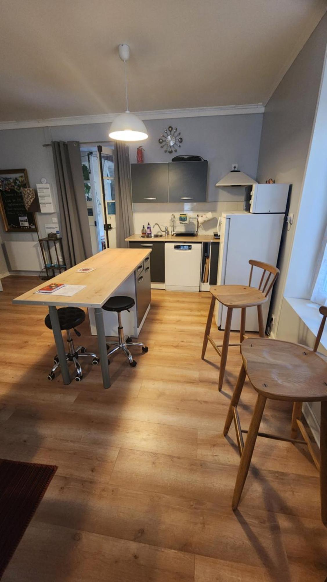 Artistique Apartment Sille-le-Guillaume Luaran gambar